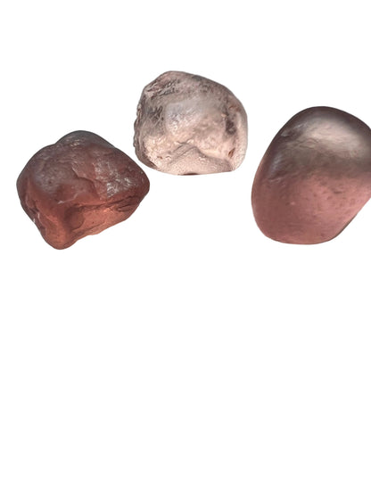 Peach garnets 8.3 cts / 3 pcs