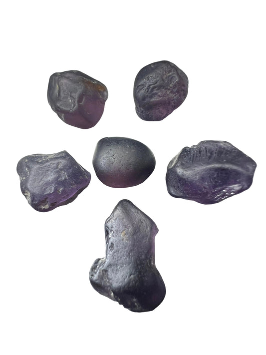 Purple spinels 6 pcs / 16.9 cts