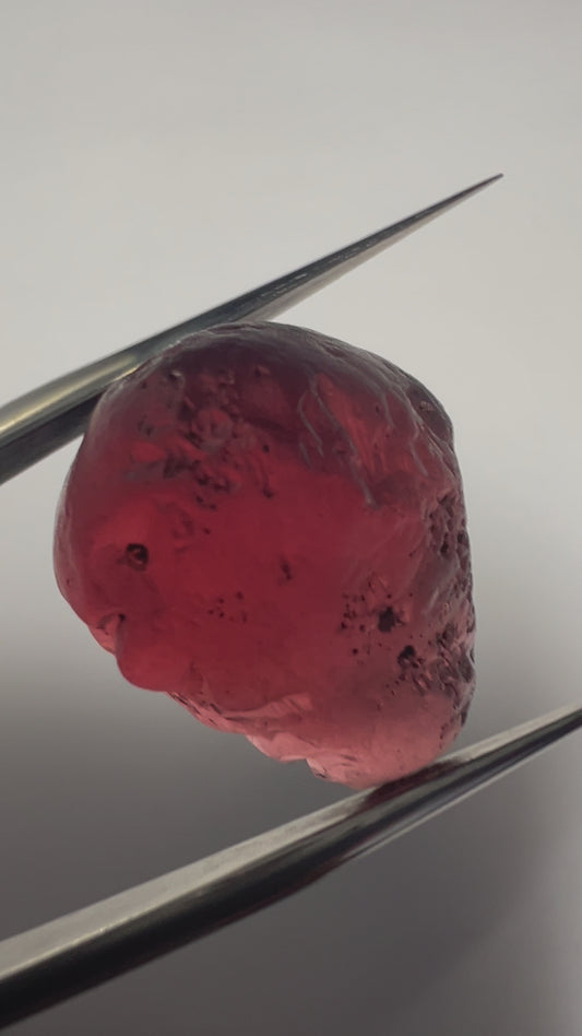 Rose Malaya Garnet 21.40 carat