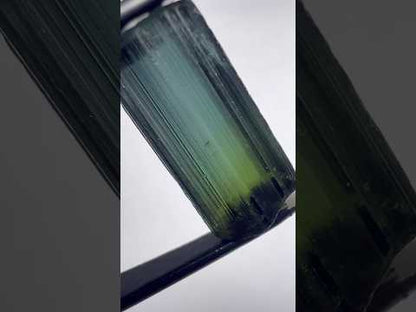 Polychrome tourmaline 11.25 cts