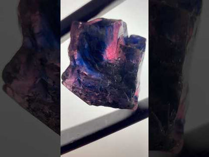 Bi color Sapphire NH 5.20 ct