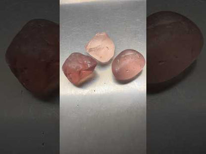 Peach garnets 8.3 cts / 3 pcs
