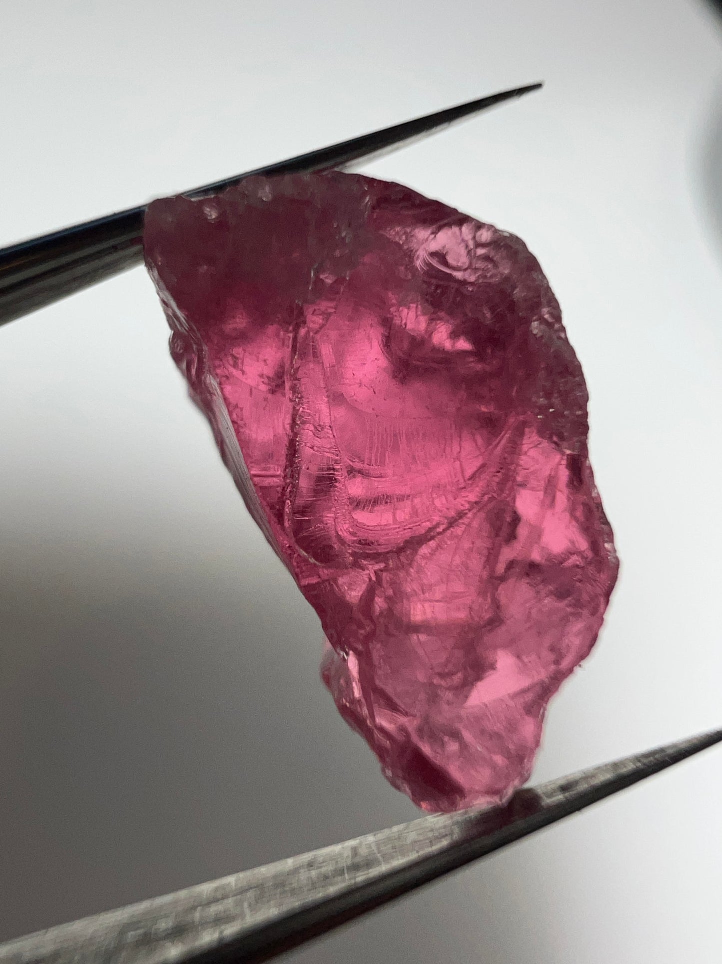 Pinkish red spinel 4.5 ct