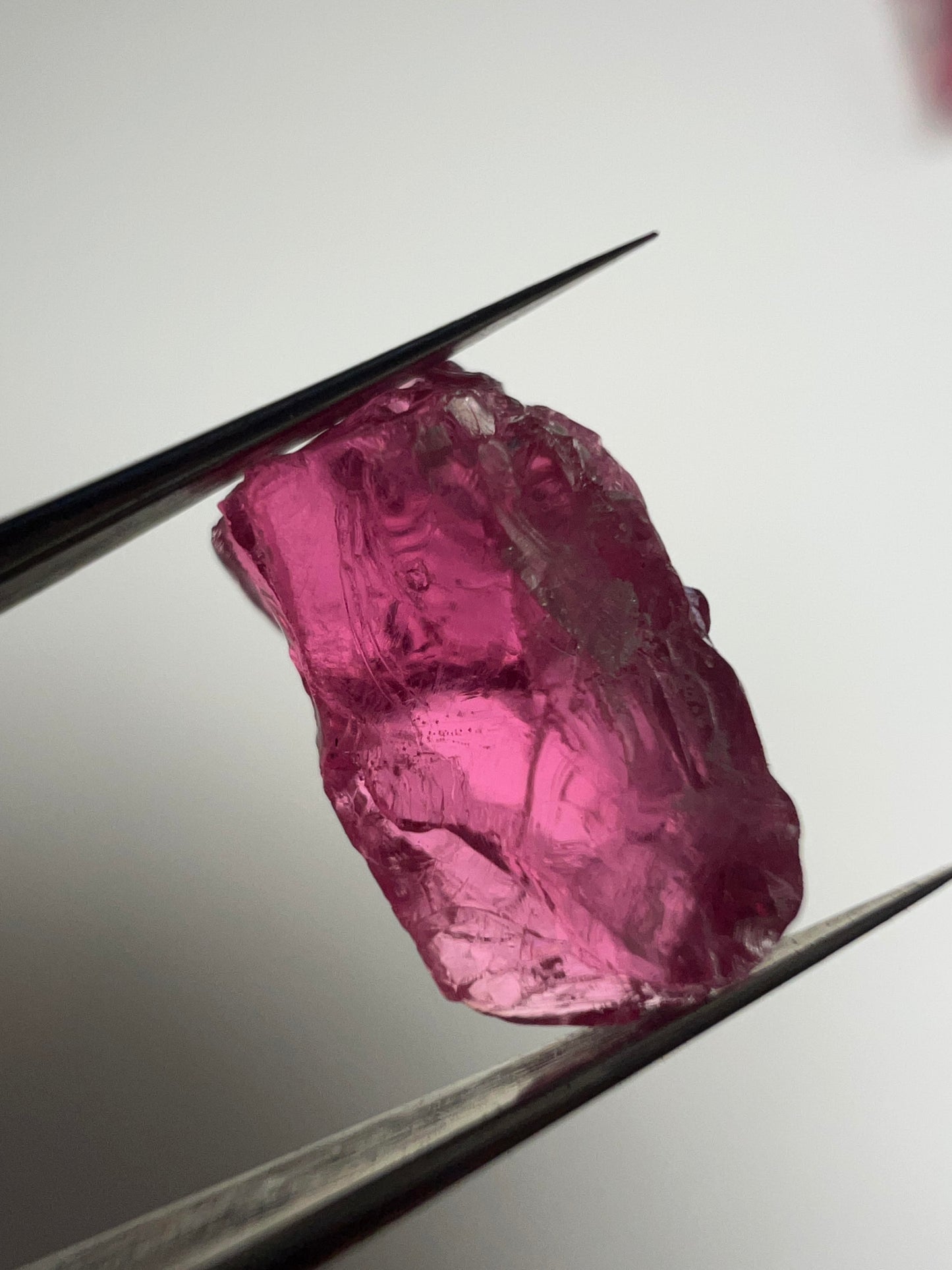 Pinkish red spinel 3.10 ct